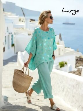 Vacation Vibes 2 pc. set, gorgeous Aqua color, Large**